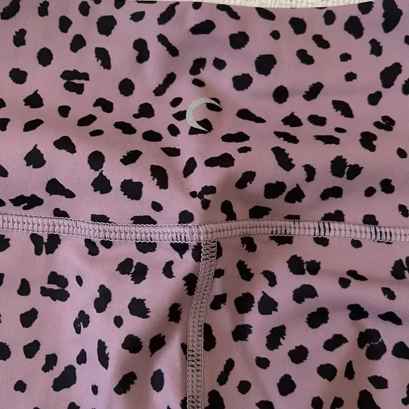 Zyia Lilac Jaguar Fit n Free Hi-rise 7/8 24" - Picture 12 of 16